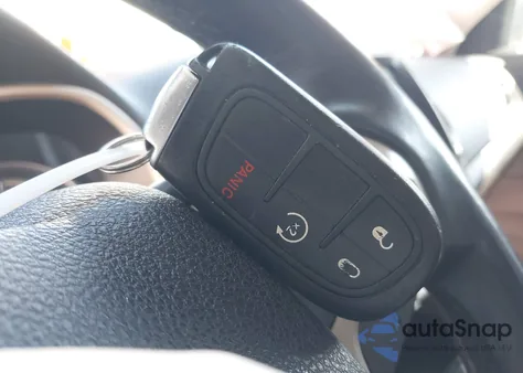 2016 Jeep Cherokee Limited из США, поврежденный, VIN 1C4PJMDB7GW122814